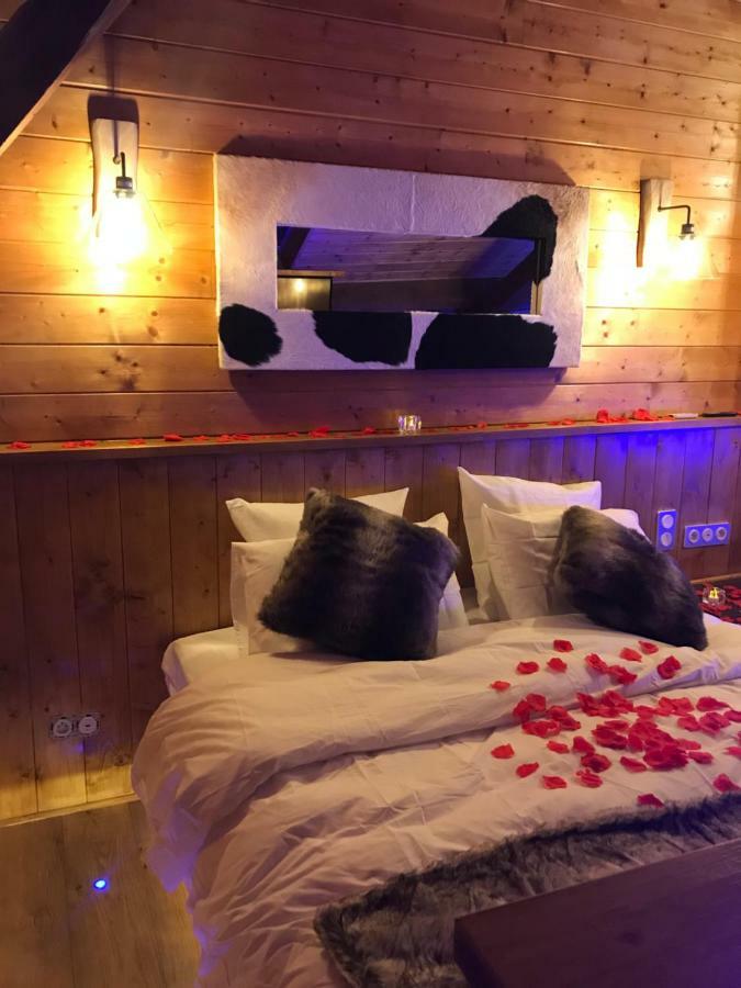 Le Chalet Loft And Spa วีเลอร์บาน ภายนอก รูปภาพ